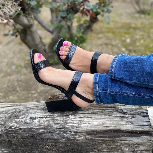 Black Croc Embossed Single Strap Chunky Heels - Picture 5 of 8